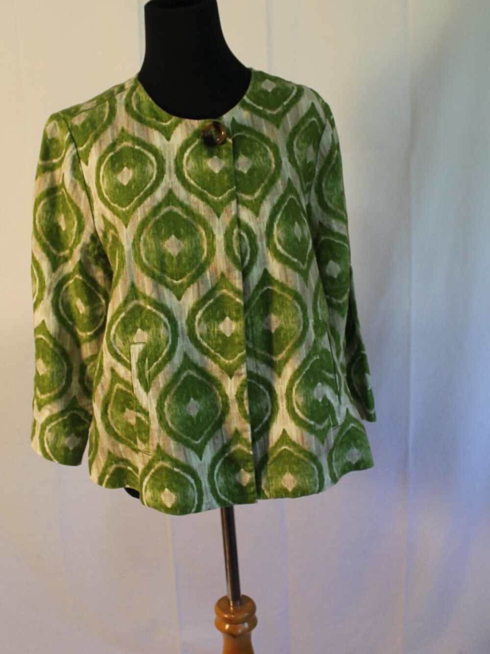 Chico's 100% Linen Green & Taupe Blazer Medium (Chico's Size 1)